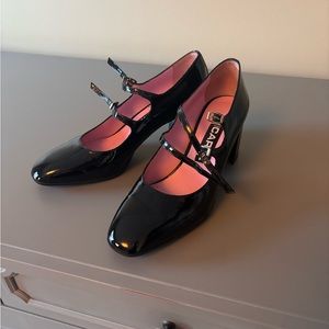 Black patent Alice Carels, never worn, size 41!